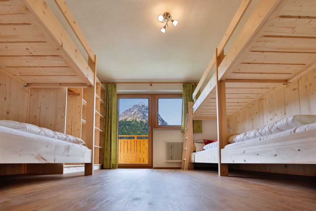 3. Schlafzimmer mit zwei Etagenbetten